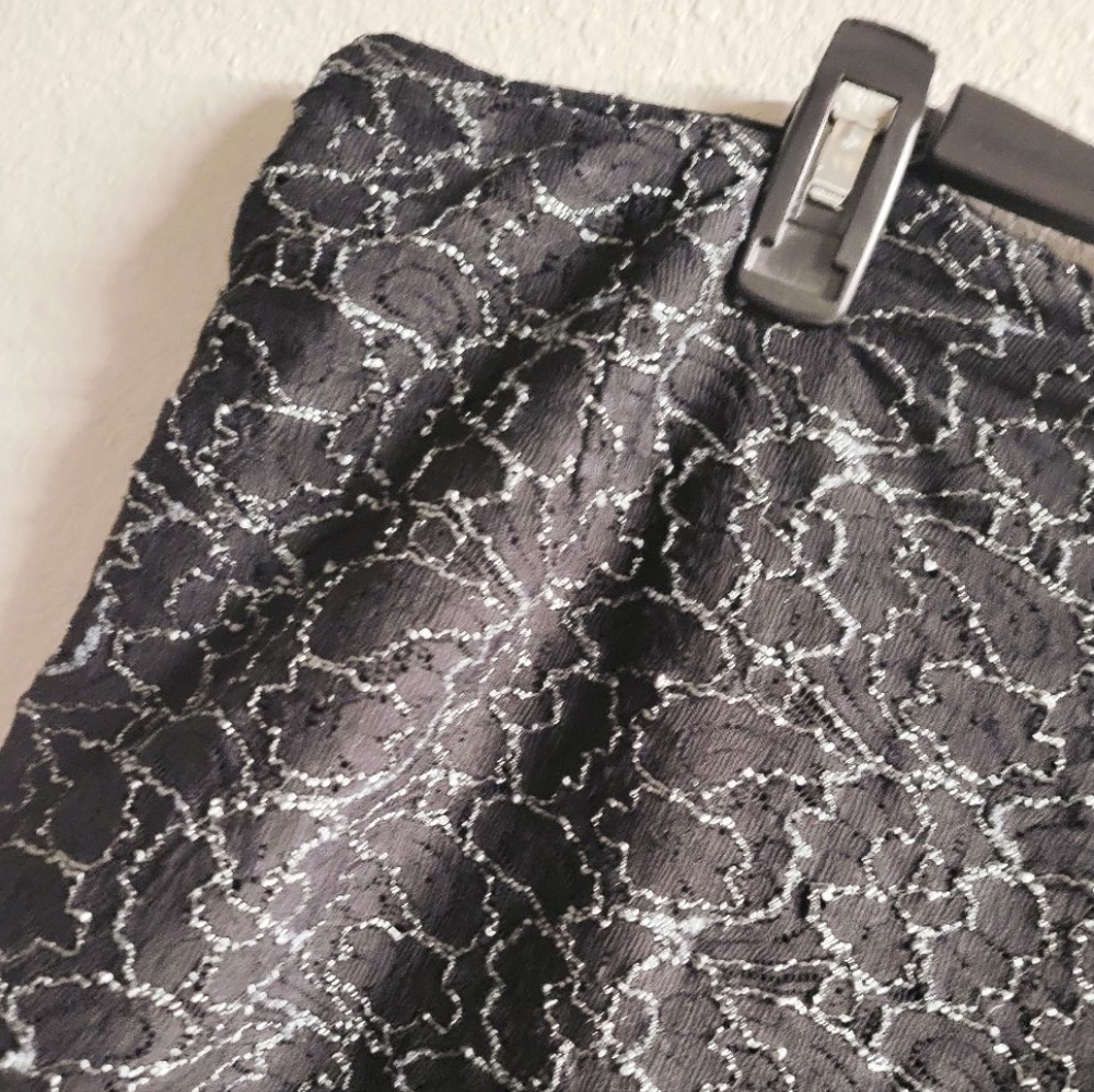 Avenue Midi Pencil Skirt